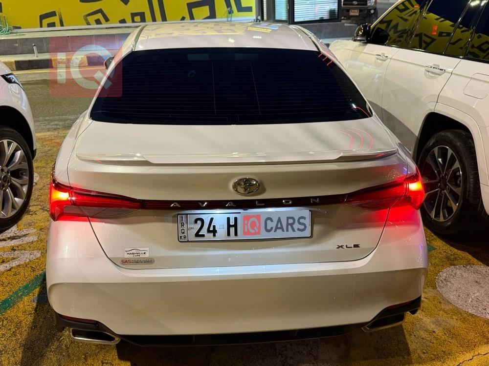 تۆیۆتا ئەڤەلۆن